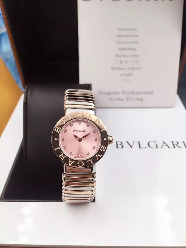 ブルガリ時計正面デザイン